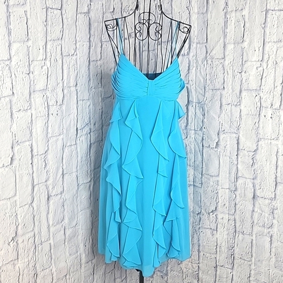 ELIZA J NEW YORK Powder Blue Pleated and Ruffled Prom Dress Size‎ 4 - Picture 1 of 9